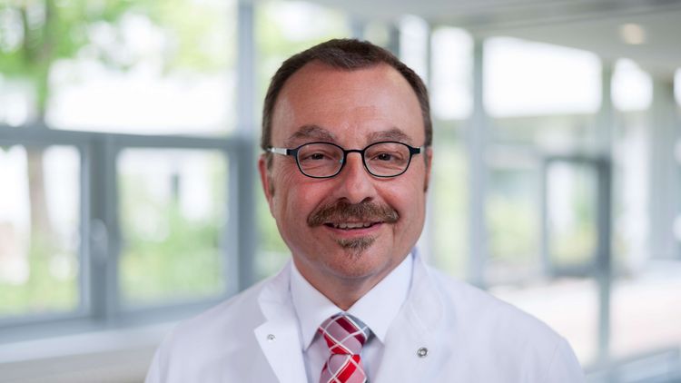 Podcast-Interview mit Dr. med. Bernd Mössinger