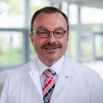 Dr. med. Bernd Mössinger Dr. med. Bernd Mössinger